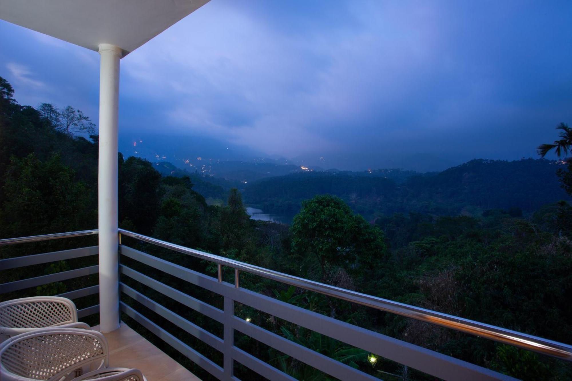 Bell Vedera Resort Munnar Exterior photo